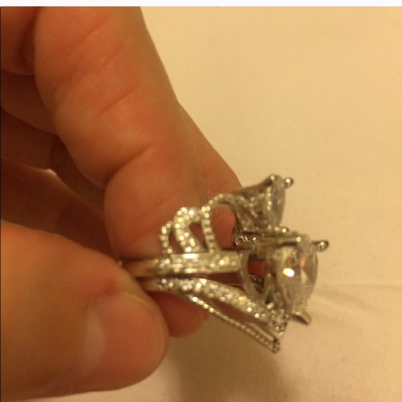 Ring Set Silver Crown and Heart w/ CZ stones - Picture 8 of 8